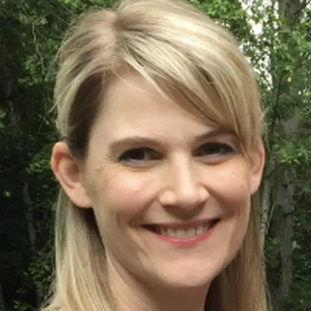 Holly Street Dental - Dental Hygienist - Elizabeth
